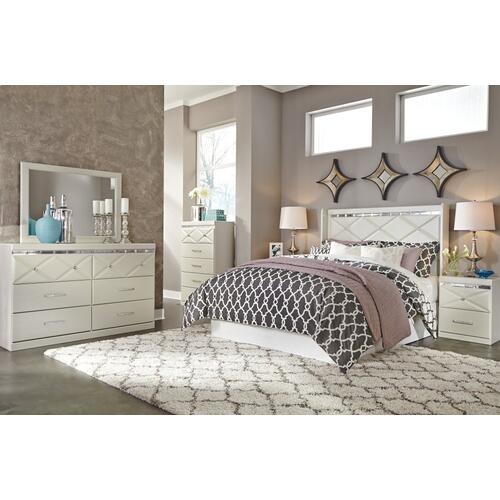 Dreamur Dresser and Mirror