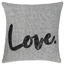 Mattia Pillow (set of 4)