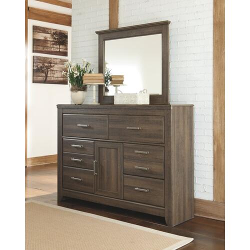 Juararo Dresser and Mirror