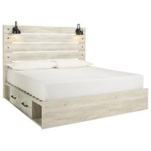 Cambeck King Panel Bed With 4 Storage Drawers